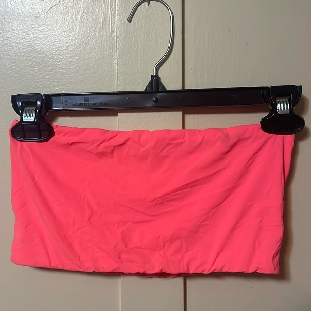 SKIMS bandeau in coral color size M